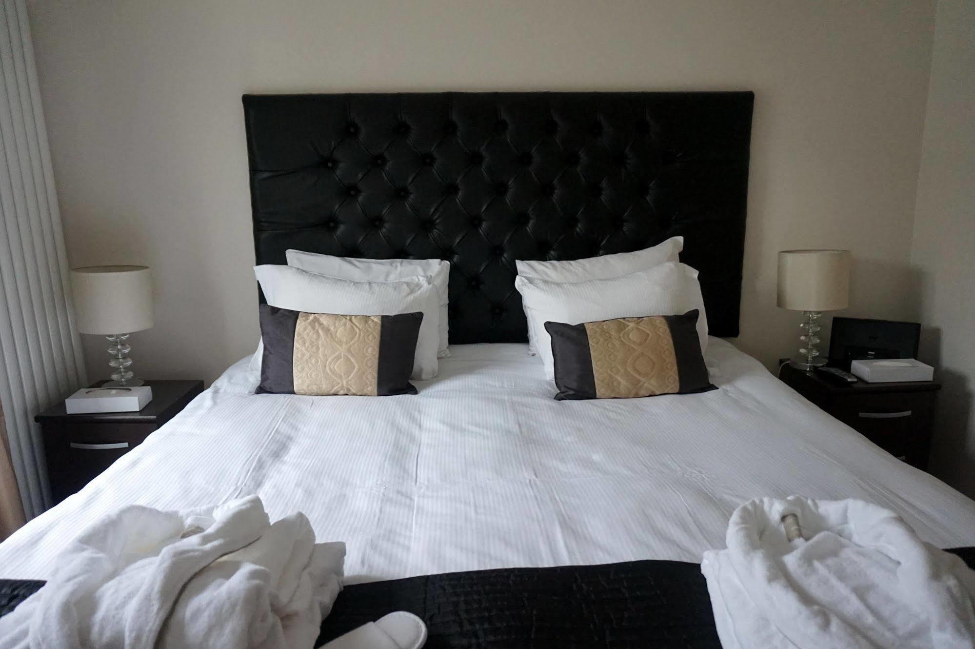 Ethos Hotel Oxford Extérieur photo